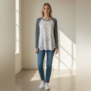 Venus Lace Overlay Top Women’s Medium Gray & White